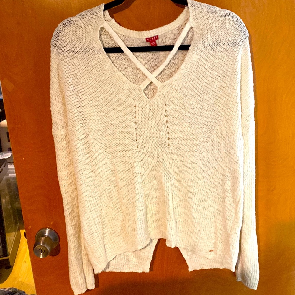 Women's Cream V Neck Sweater-Guess size Medium